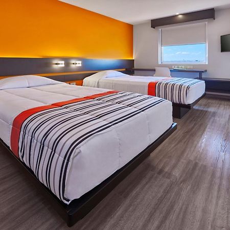 City Express Junior By Marriott Leon Centro De Convenciones Luaran gambar