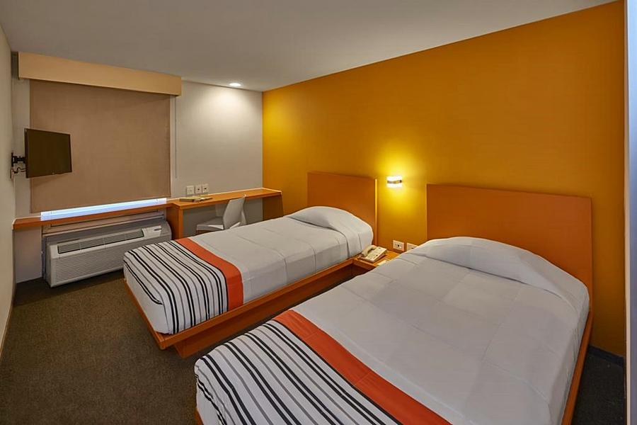 City Express Junior By Marriott Leon Centro De Convenciones Luaran gambar