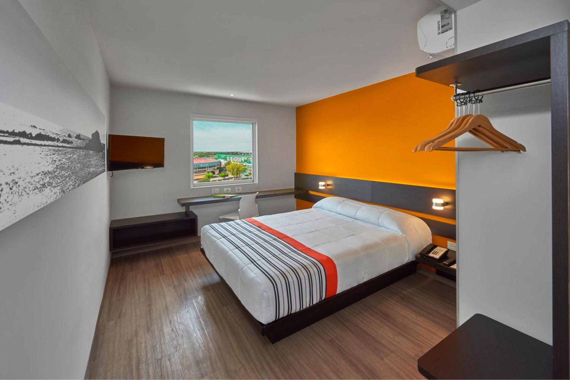 City Express Junior By Marriott Leon Centro De Convenciones Luaran gambar
