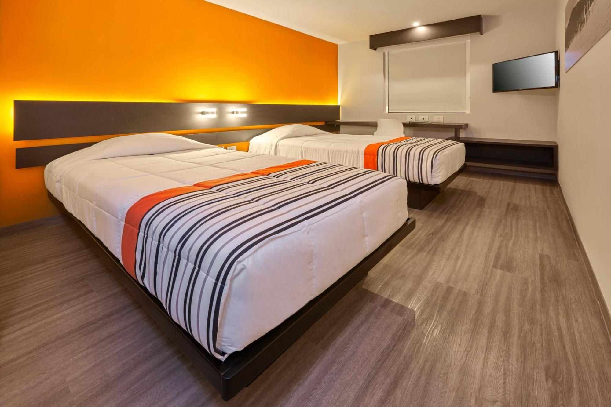 City Express Junior By Marriott Leon Centro De Convenciones Luaran gambar