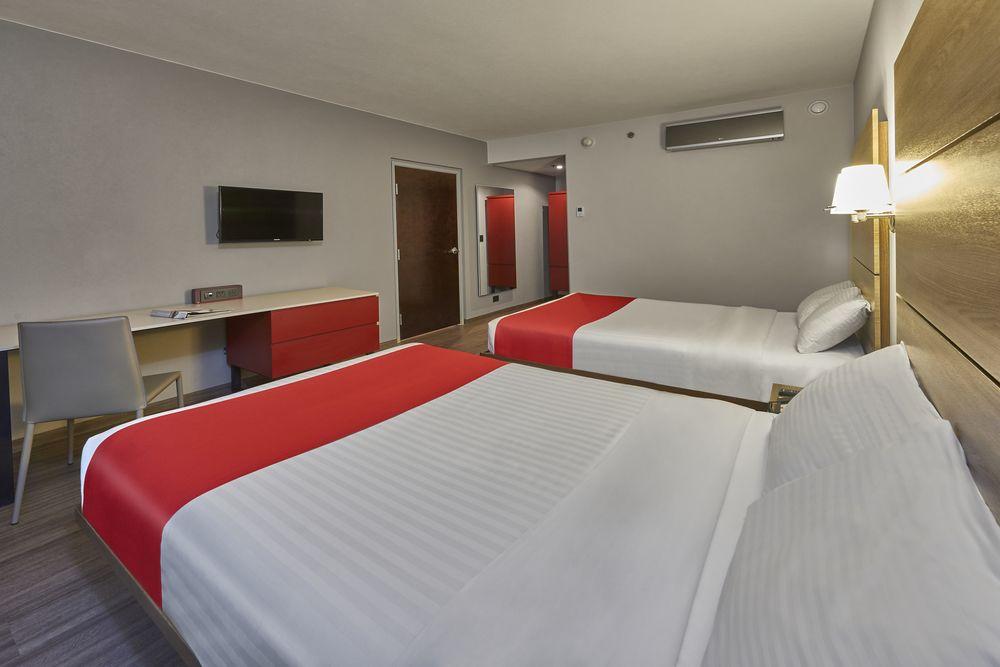 City Express Junior By Marriott Leon Centro De Convenciones Luaran gambar